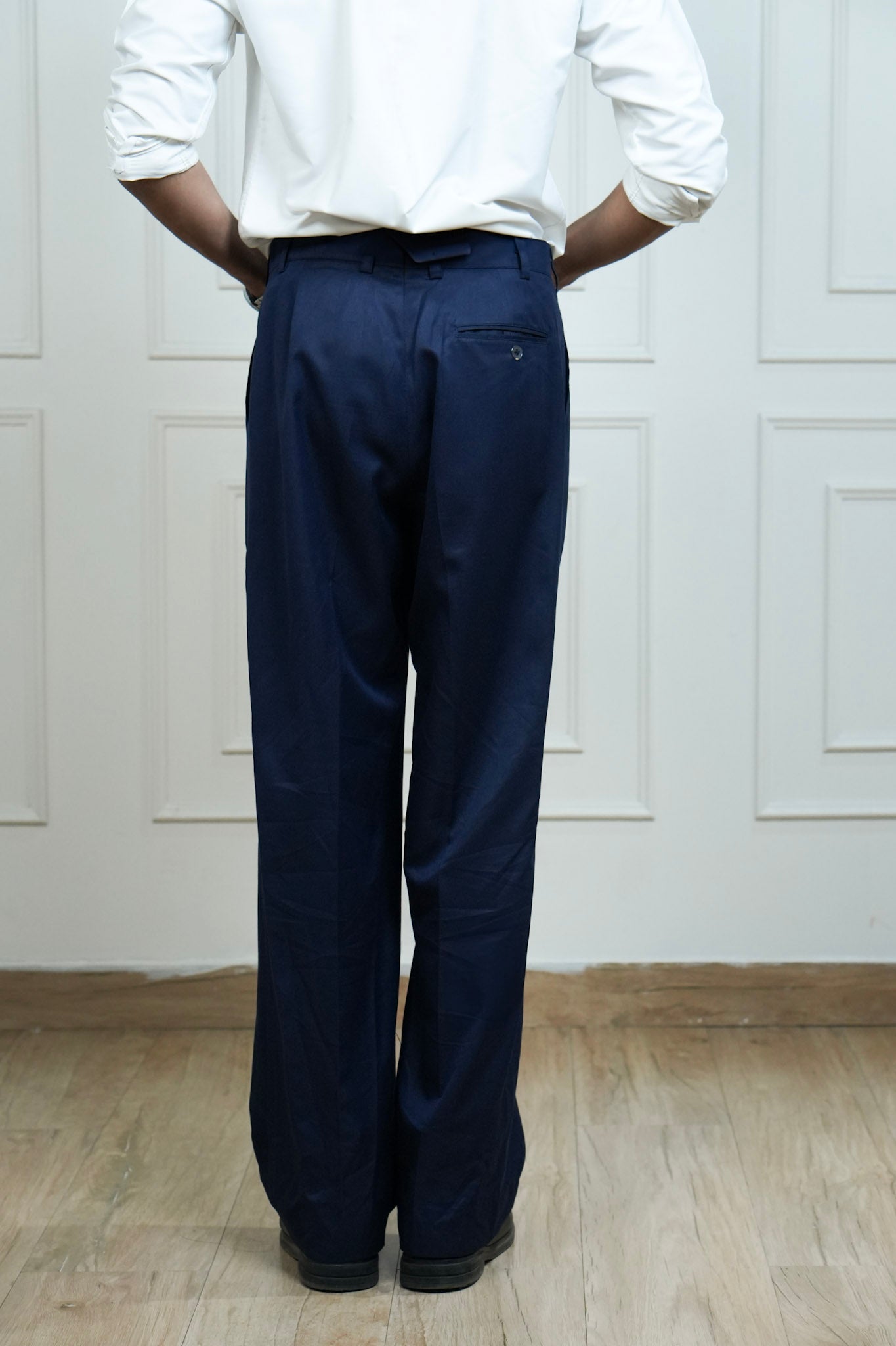 Wide leg pants